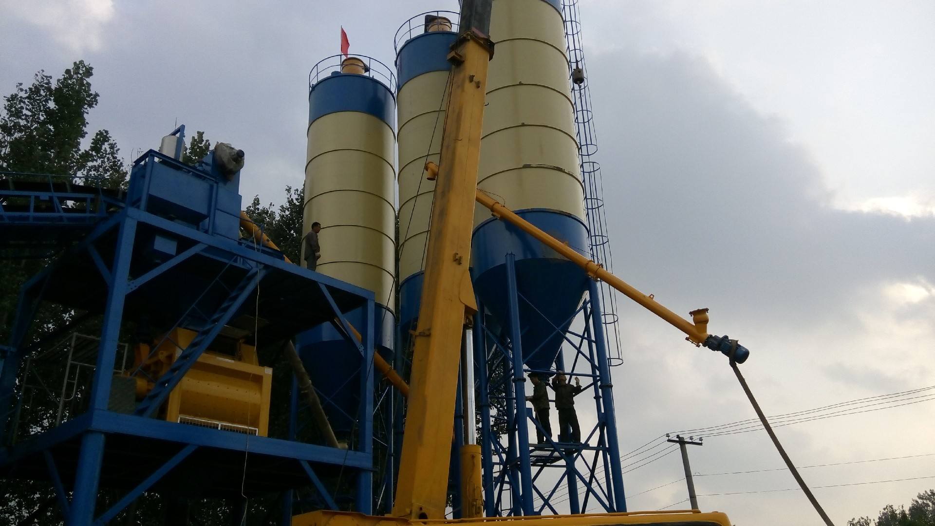 HZS90 concrete batching plant