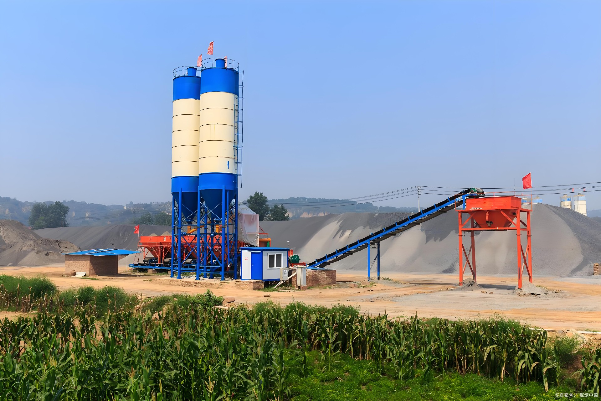 HZS25 concrete mixing plant
