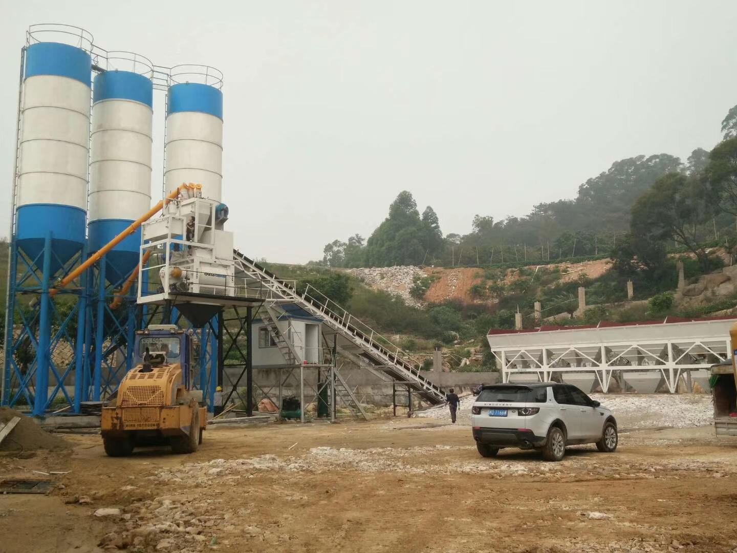 Free foundation concrete mixing plant advantages and disadvantages